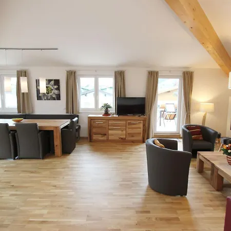 Villa Spacious In Near Ski Area Zell am See
