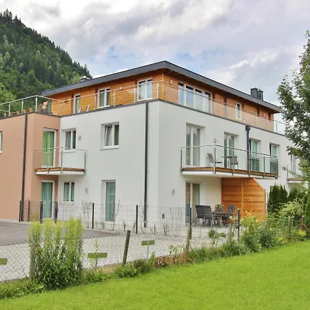 Spacious In Near Ski Area *
